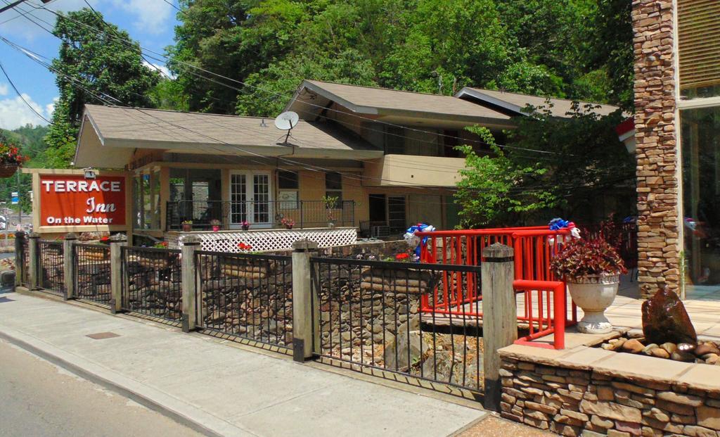 Terrace Inn On The Water Gatlinburg Exterior foto